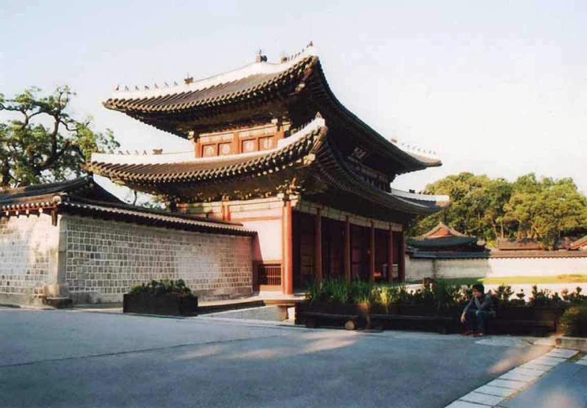 Changdeokgung palác v Soulu.